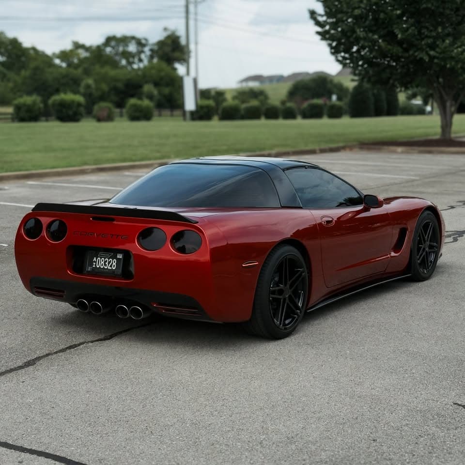 1999 Chevrolet Corvette C5: Rear three-quarter