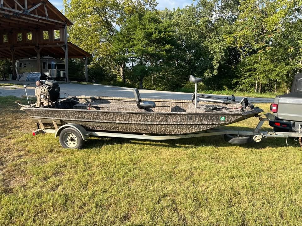 2007 Excel 18 ft duck boat, photo 4