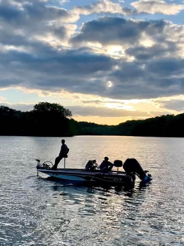 The Nitro Z17 on the lake at sunset